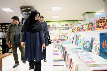 بازدید از کتابخانه سیار شاهرود