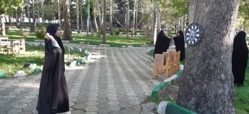 به مناسبت دهه‌ی کرامت گعده های دخترانه با حضور اساتیدمکان پارک وحدت خیابان جعفریکتابخانه بحرالعلوم