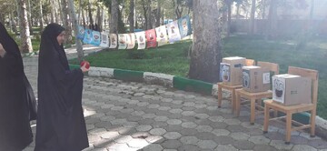 به مناسبت دهه‌ی کرامت گعده های دخترانه با حضور اساتیدمکان پارک وحدت خیابان جعفریکتابخانه بحرالعلوم