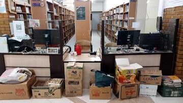 اهدای ۶۰۰ نسخه کتاب به کتابخانه شهید رجایی اهواز؛ جلوه‌ای از همدلی فرهنگی در مسیر «اهدای دانایی»