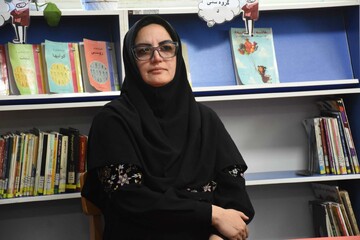 بازدید از کتابخانه عمومی 22 بهمن