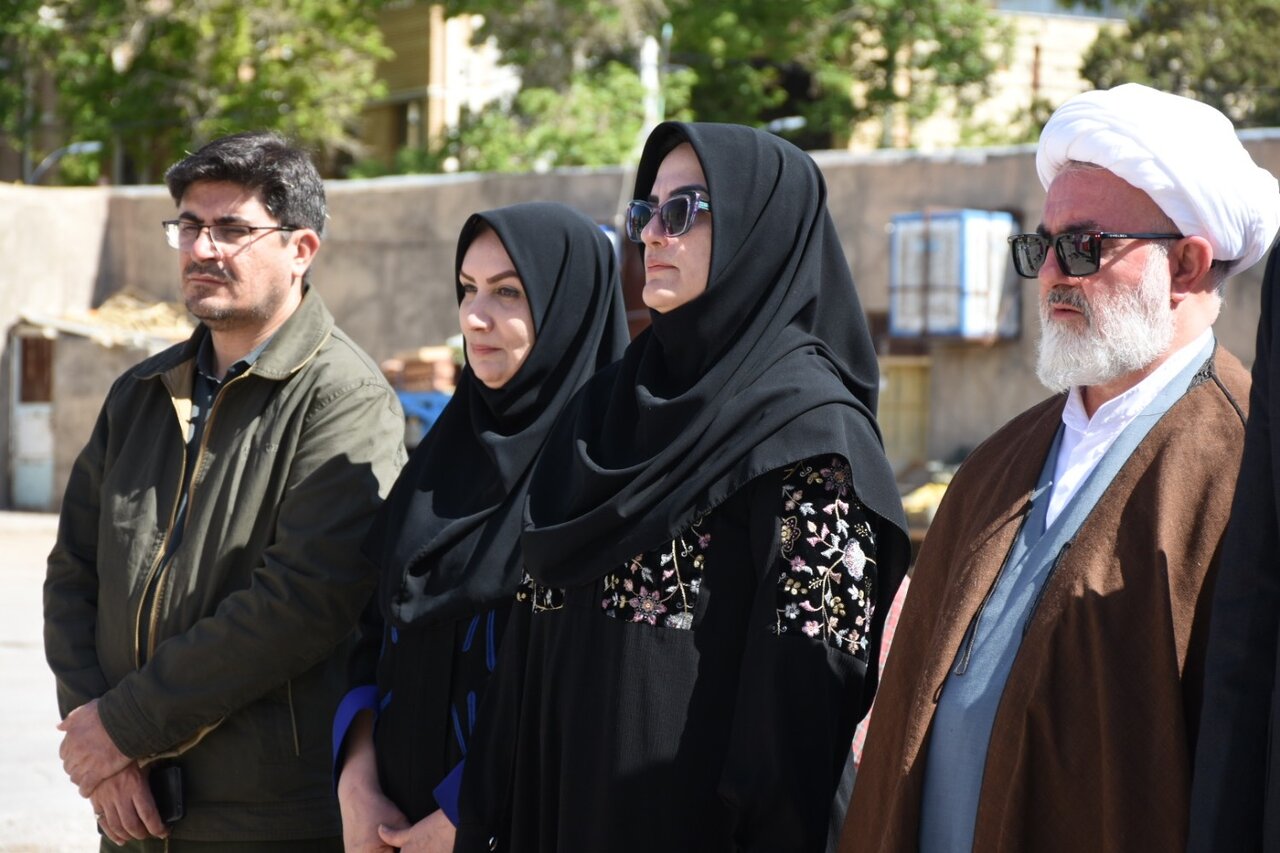 کلنگ کتابخانه خیرساز شاهرود بر زمین خورد
