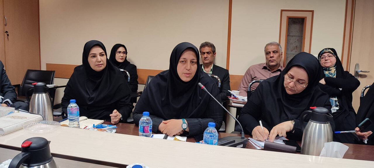 دومین نشست شورای اداری اداره کل کتابخانه های عمومی استان تهران برگزار شد
