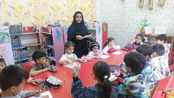 ویژه برنامه «سلام بر رهبر شهیدم» در کتابخانه دانشمند