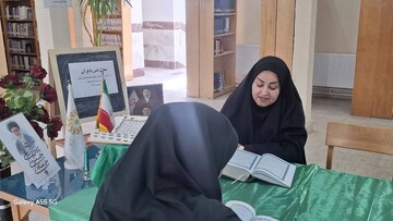 ویژه‌برنامه‌های فرهنگی به مناسبت دهه کرامت در  کتابخانه‌های عمومی شهرستان هرسین برگزار شد.