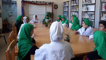 ویژه‌برنامه‌های فرهنگی به مناسبت دهه کرامت در  کتابخانه‌های عمومی شهرستان کرمانشاه برگزار شد.