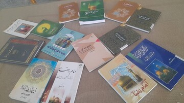 ویژه‌برنامه‌های فرهنگی به مناسبت دهه کرامت در  کتابخانه‌های عمومی شهرستان گیلانغرب برگزار شد.