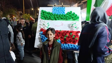 قاب های ماندگار با نقشه ایران عزیز از حضور مردم در سنگر فرهنگی اداره کل کتابخانه های لرستان در شب های همدلی و اتحاد