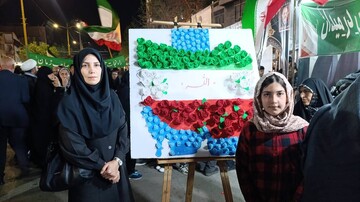 قاب های ماندگار با نقشه ایران عزیز از حضور مردم در سنگر فرهنگی اداره کل کتابخانه های لرستان در شب های همدلی و اتحاد