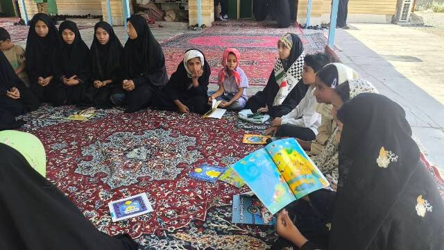 ویژه‌برنامه‌های فرهنگی، ادبی و هنری کتابخانه‌های عمومی کرمان به مناسبت دهه کرامت
