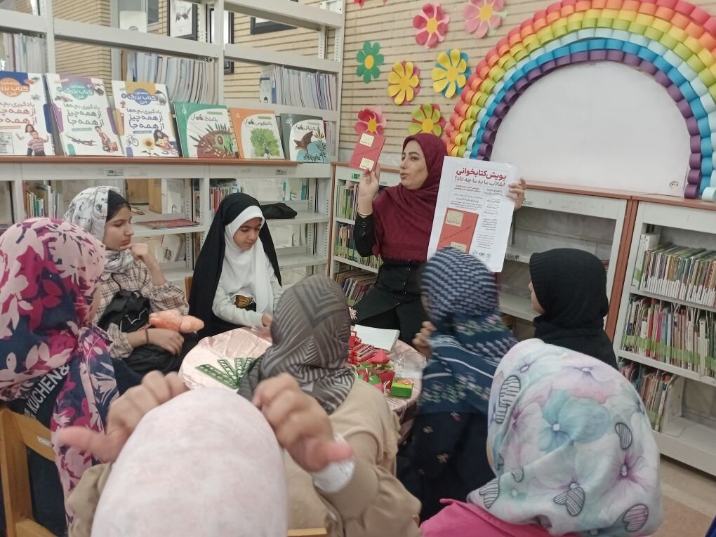 آنچه در روز دختر در کتابخانه های عمومی قم گذشت