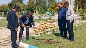 کتابخانه عمومی شهیدان اسلام هفتکل میزبان آیینی فرهنگی برای پاسداشت ایثار و ترویج فرهنگ درختکاری شد
