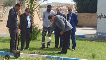 کتابخانه عمومی شهیدان اسلام هفتکل میزبان آیینی فرهنگی برای پاسداشت ایثار و ترویج فرهنگ درختکاری شد