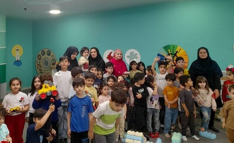 کارگاه آموزشی آشنایی با وسایل حمل و نقل در بخش کودک