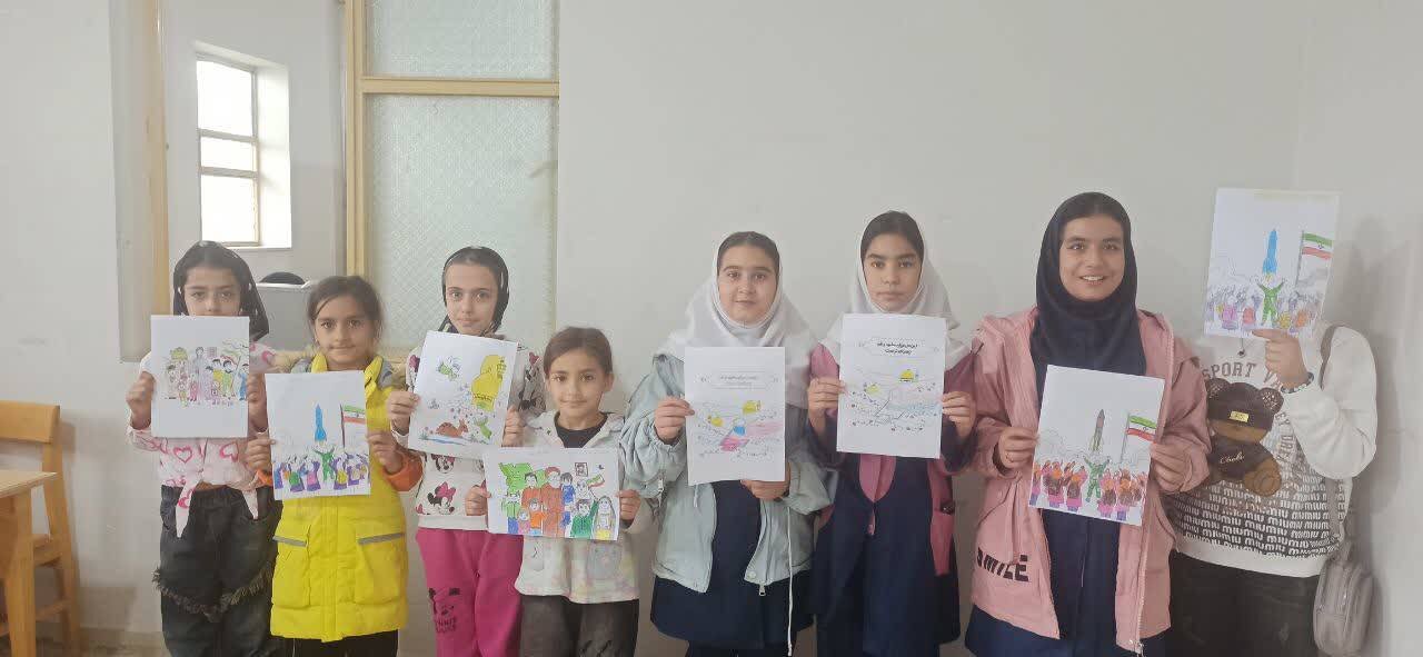 برگزاری برنامه های فرهنگی و آموزشی در کتابخانه ملاصدرا روستای کاغه شهرستان دورود