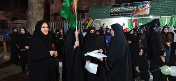 حضور کارکنان کتابخانه های عمومی شهرستان نقده در تجمعات شبانه 