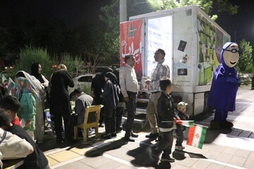 تبلور دانایی در بستر اجتماع؛ حضور کتابخانه سیار شهید ابوالفضل روشنک در تجمعات مردمی