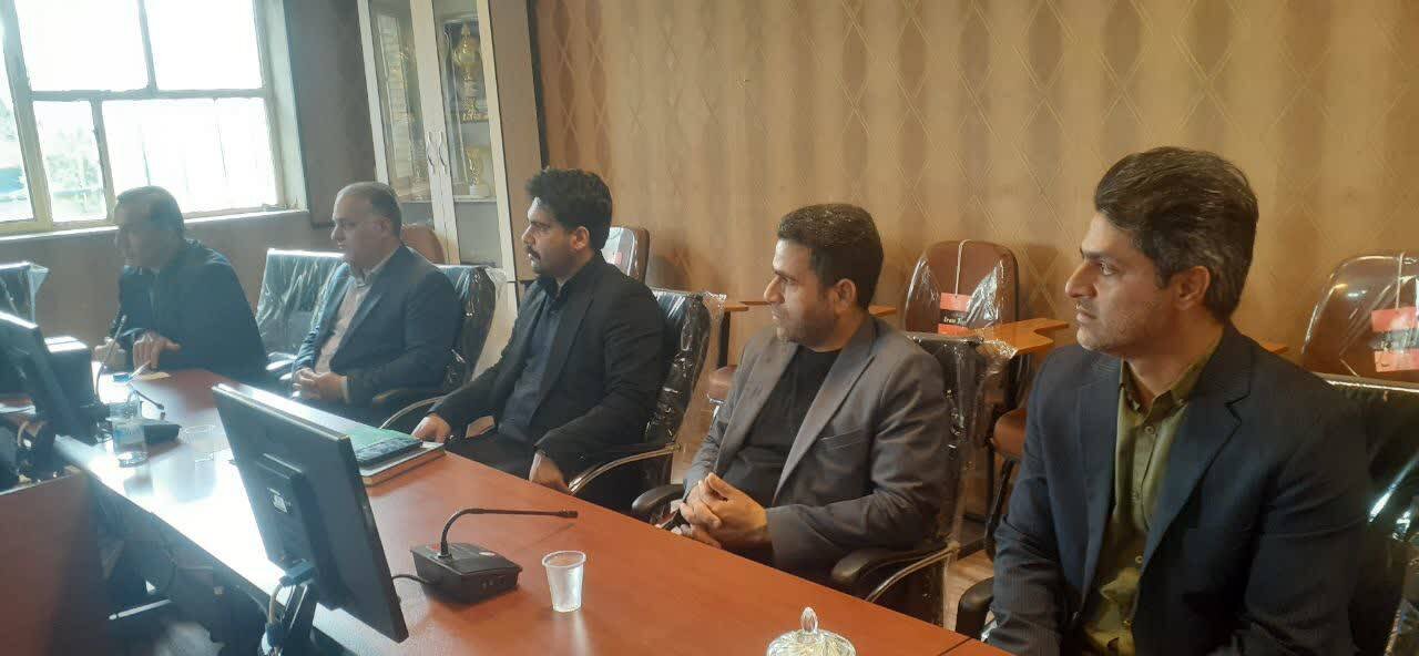 اولین جلسه انجمن کتابخانه های عمومی شهرستان پلدختر در سال ۱۴۰۵ برگزار شد؛