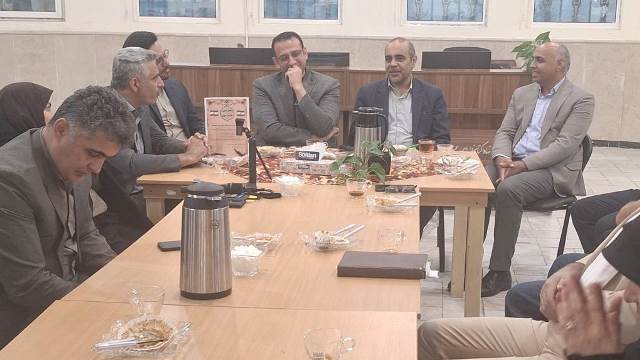 برگزاری عصر شعر «زمزمه قدسیان» در رثای امام هشتم (ع)