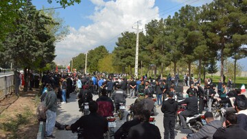 حضور مدیرکل و کارکنان کتابخانه‌های عمومی استان کرمانشاه در رزمایش سراسری«جانفدا برای ایران امام رضایی»