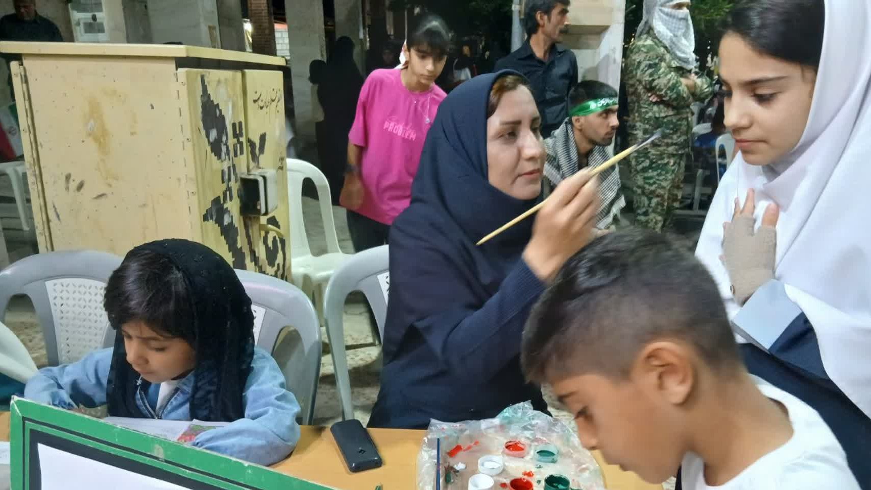 خیمه فرهنگی ویژه میلاد امام رضا(ع) با برنامههای متنوع هنری و مذهبی در لالی برپا شد
