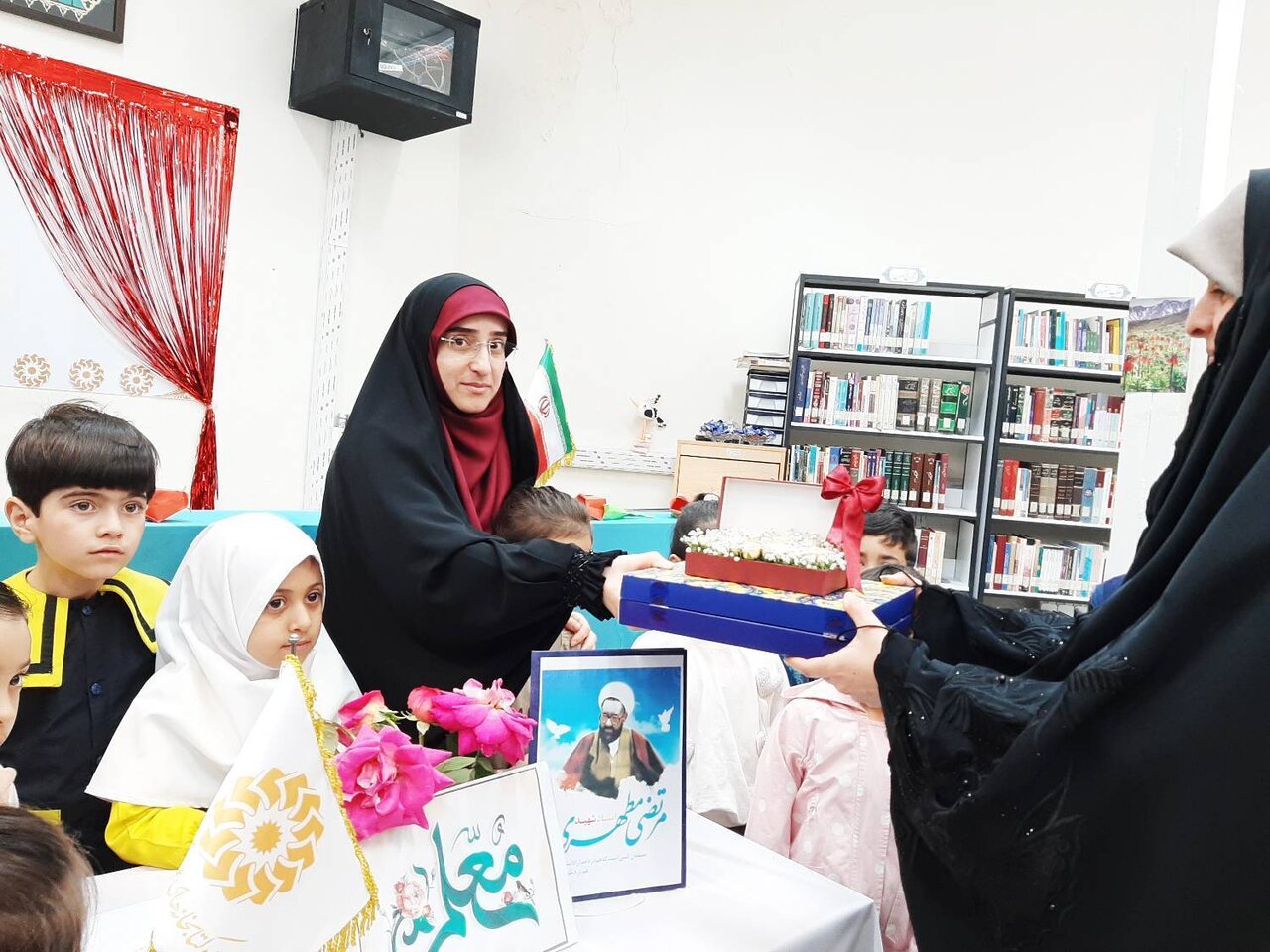 تقدیر از مقام معلم