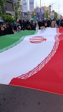 حضور مدیرکل و کارکنان اداره کل کتابخانه های عمومی لرستان و کتابداران کتابخانه ها در رزمایش جان فداییان ایران امام رضایی در روز ولادت امام هشتم در شهرستان خرم آباد و همزمان در سراسر کشور