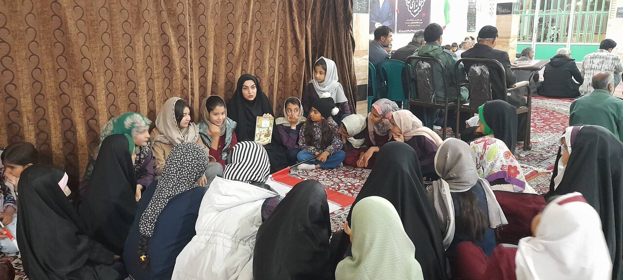برگزاری برنامه های فرهنگی هنری در کتابخانه امام علی (ع) بخش مومن‌آباد شهرستان ازنا لرستان