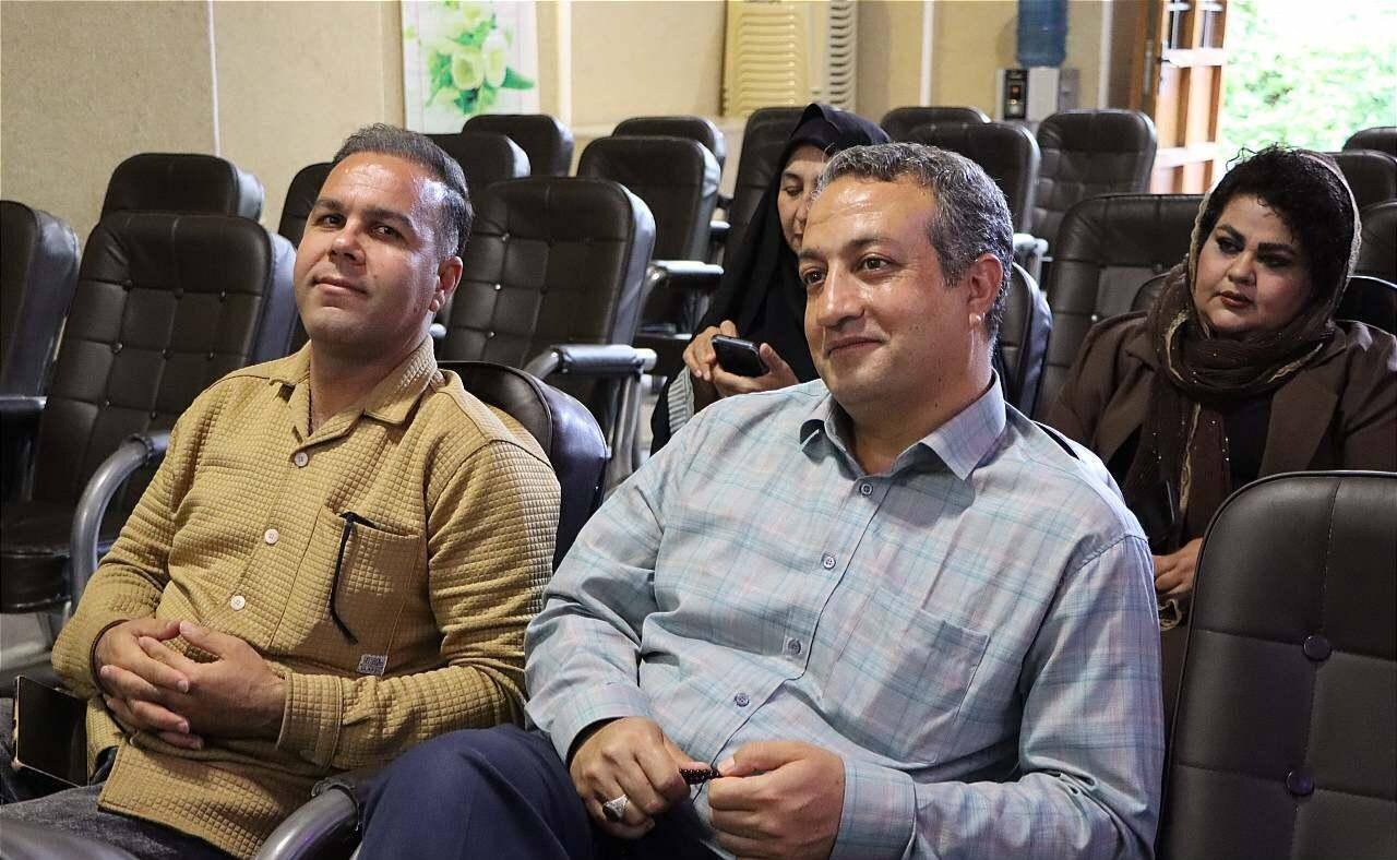 گرامیداشت روز معلم و «عصر شعر اردیبهشت» در کرمان برگزار شد