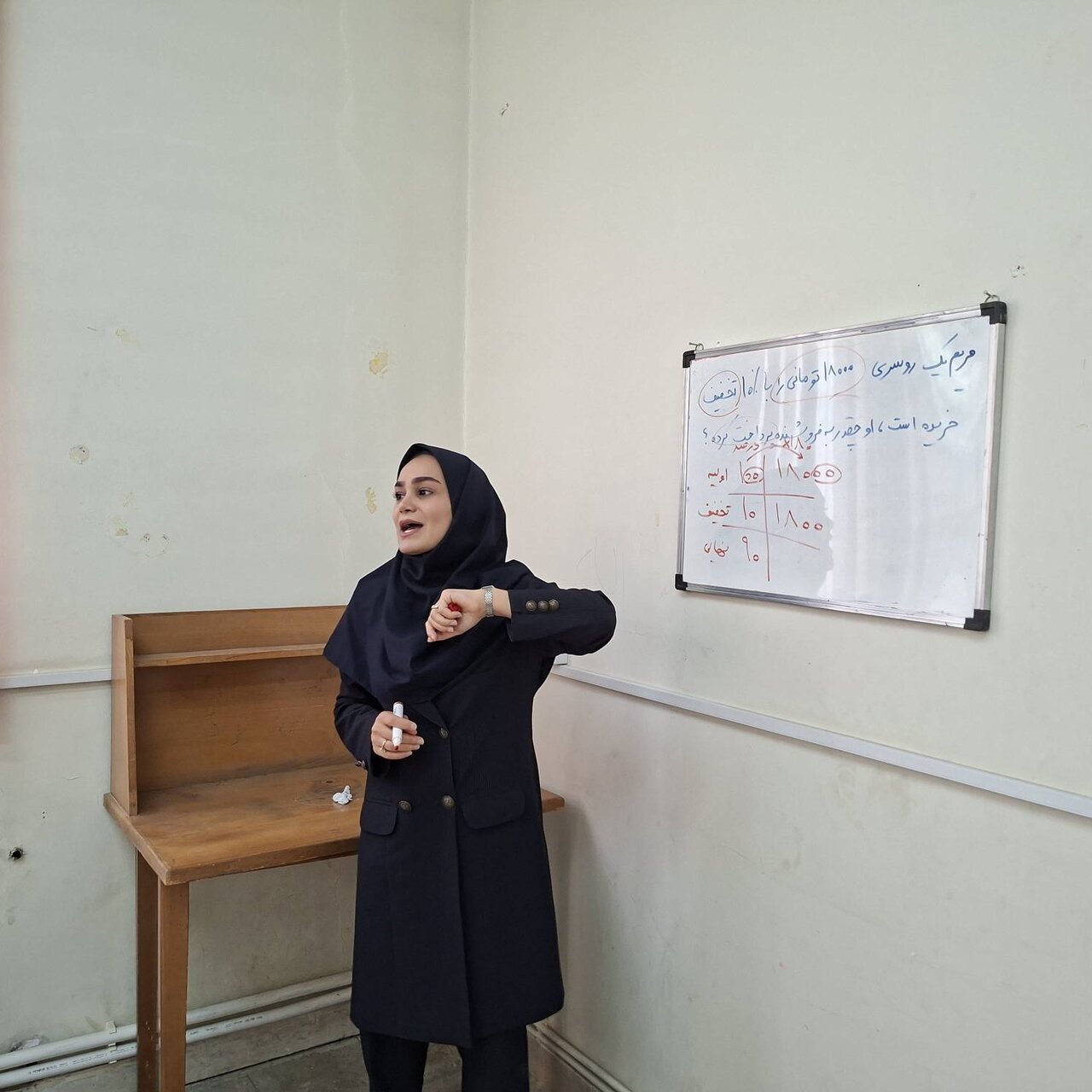 کتابخانه شهید چمران کرج با هدف حفظ روند آموزشی، میزبان کلاسهای درس دانشآموزان مدرسه «شهید شهلایی» شد