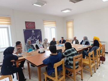 هشتاد و سومین محفل ادبی چکامه در کتابخانه شیخ بهایی پردیس