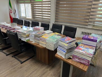 خرید کتاب کمک درسی از محل اعتبارات انجمن کتابخانه های عمومی شهرستان پاکدشت