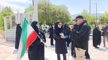 پویش حامی و زنجیره ی انسانی در دهمین روز از اردیبهشتی که به نام خلیج فارس ثبت شده و به حمایت از مکانهای فرهنگی که در جنگ رمضان آسیب دیدند