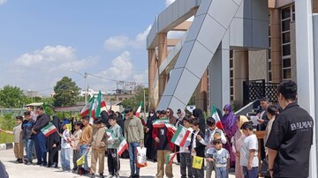 پویش حامی و زنجیره ی انسانی در دهمین روز از اردیبهشتی که به نام خلیج فارس ثبت شده و به حمایت از مکانهای فرهنگی که در جنگ رمضان آسیب دیدند