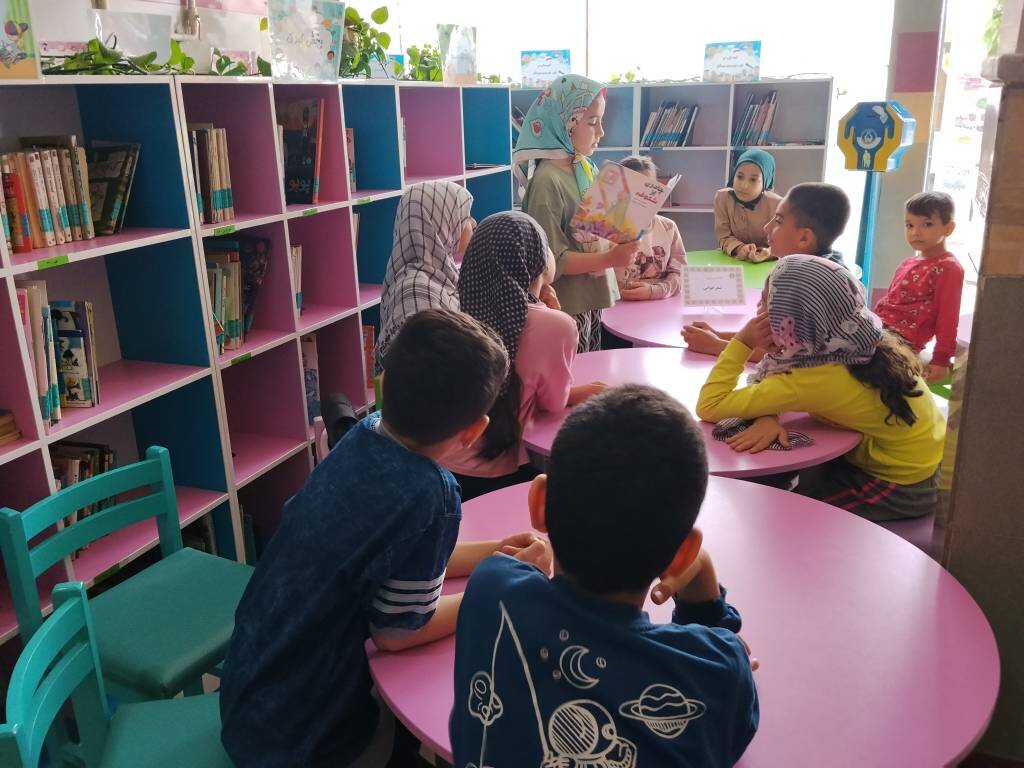 اجرای برنامه های فرهنگی-آموزشی در کتابخانه های استان تهران