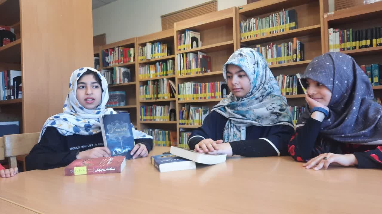 اجرای برنامه های فرهنگی-آموزشی در کتابخانه های استان تهران