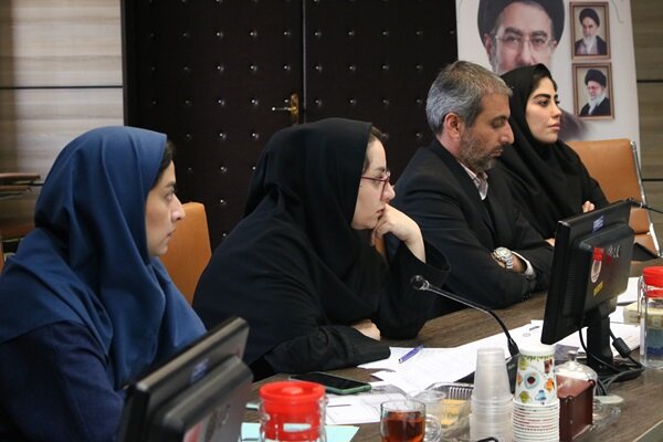 نخستین جلسه انجمن کتابخانه‌های عمومی چهارمحال و بختیاری با مشارکت گرم خیرین برگزار شد