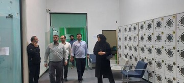 بازدید مدیران ارشد نهاد از خسارت‌های واردشده به کتابخانه مرکزی خرم‌آباد