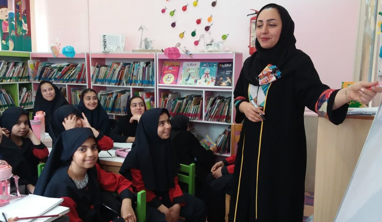 نخستین هفته از قرار کلاسدرسی در کتابخانه پانزده خرداد پیشوا برگزار شد