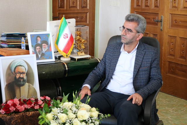 امضای تفاهم‌نامه همکاری بین اداره کل کتابخانه‌های عمومی و اداره کل آموزش‌وپرورش استان سمنان