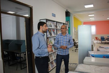بازدید مدیرکل کتابخانه‌های عمومی بوشهر از کتابخانه‌های بخش‌های بوشکان و ارم