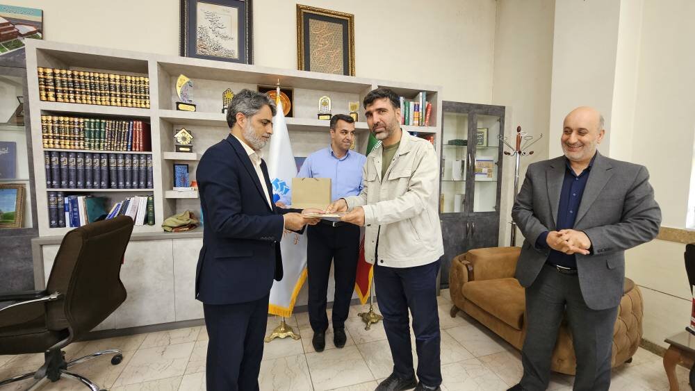 سرپرست کتابخانه‌های عمومی شهرستان زنجان منصوب شد