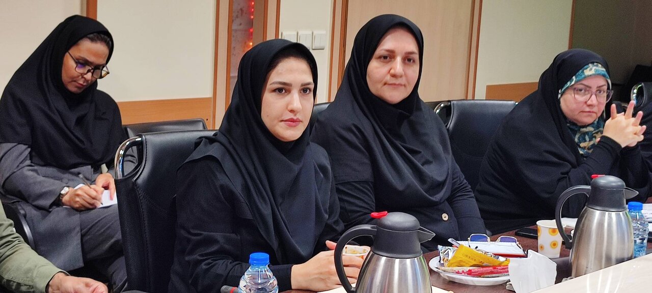 سومین جلسه شورای اداری اداره کل کتابخانه های عمومی استان برگزار شد