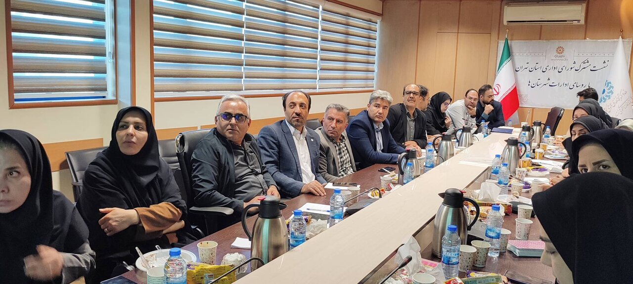 سومین جلسه شورای اداری اداره کل کتابخانه های عمومی استان برگزار شد