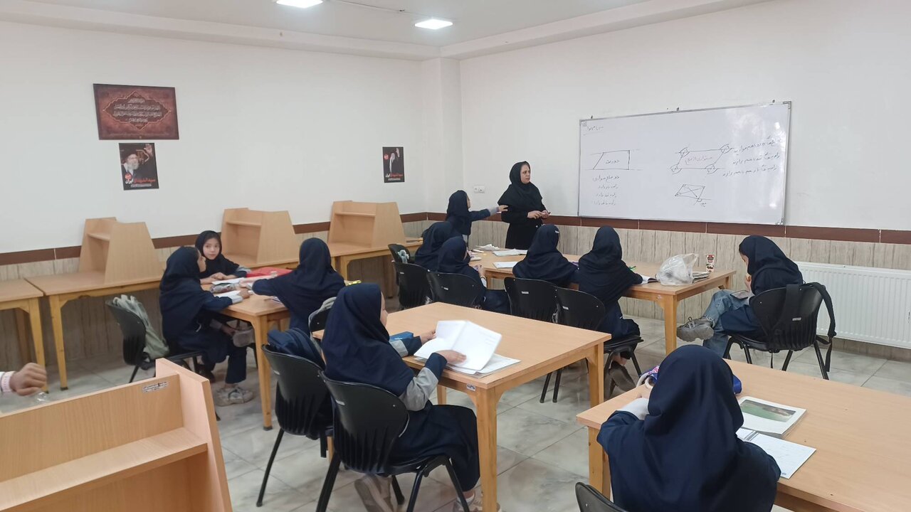 کتابخانه عمومی شهید قوشچی ملارد میزبان طرح «قرار کلاس» شد