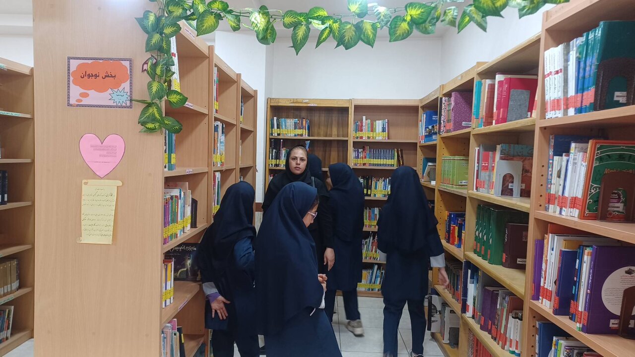 کتابخانه‌ عمومی شهید قوشچی ملارد میزبان طرح «قرار کلاس» شد