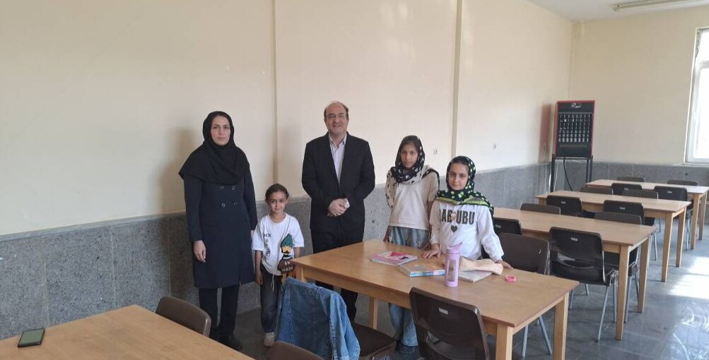 تاکید بر بازتعریف و متناسب‌سازی خدمات کتابخانه‌های عمومی با نیاز جامعه مخاطب