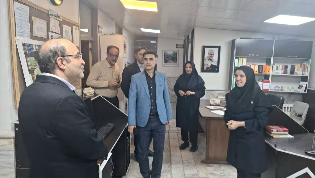 تاکید بر بازتعریف و متناسب‌سازی خدمات کتابخانه‌های عمومی با نیاز جامعه مخاطب