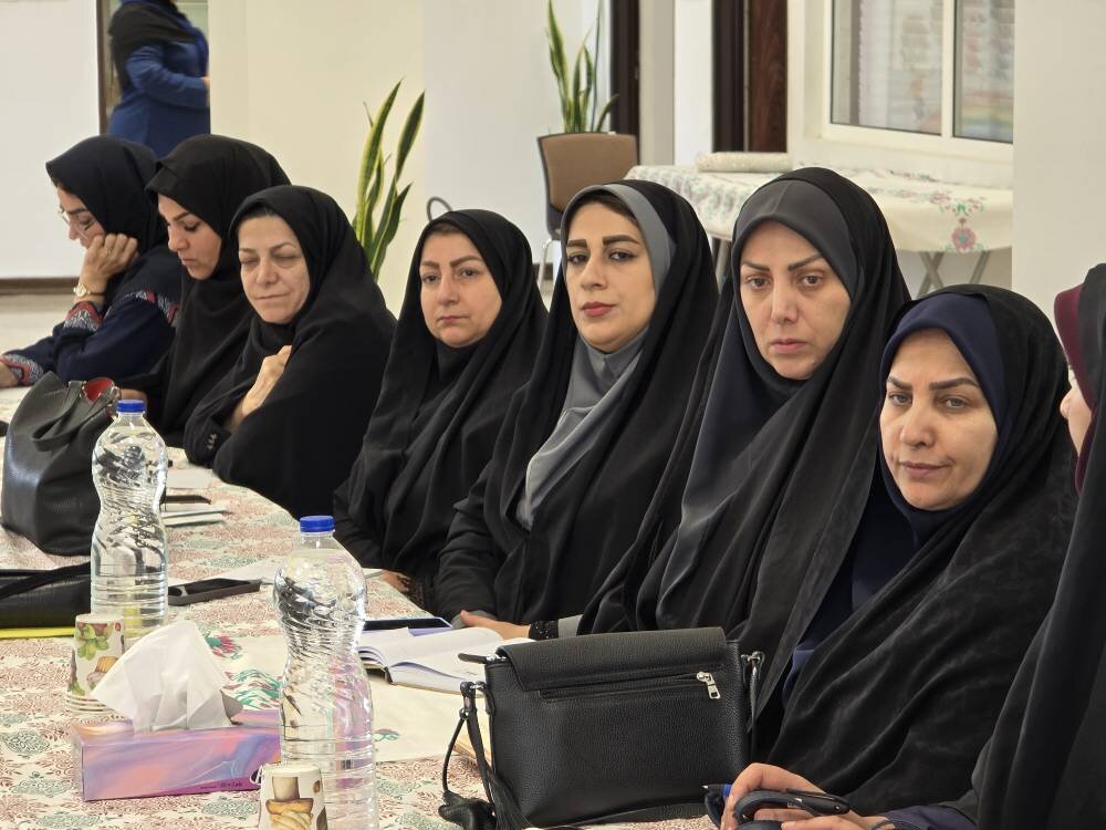 تأکید بر مدیریت منابع مالی و پویایی کتابخانههای روستایی در سال جدید