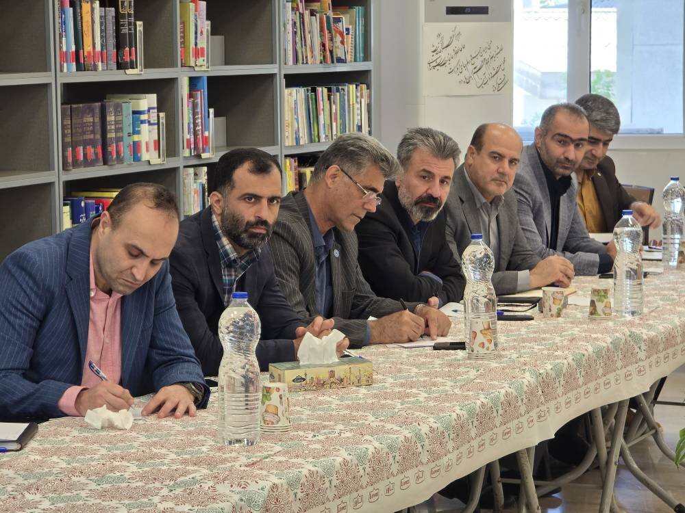 تأکید بر مدیریت منابع مالی و پویایی کتابخانههای روستایی در سال جدید